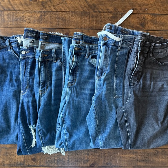 Judy Blue Jeans Bundle – Size 16 – 6 Pairs